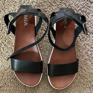 Mia Ellen Platform Sandal, size 6.5, black